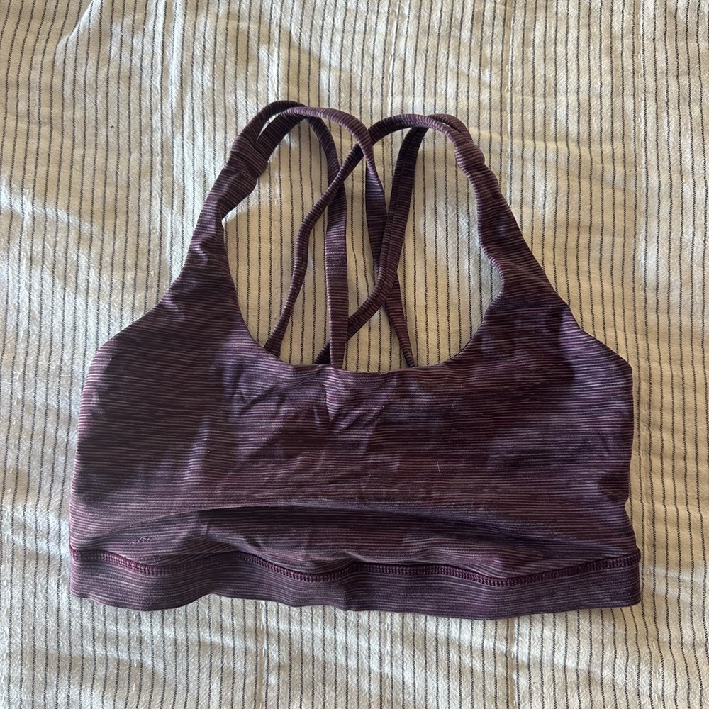 Women’s lululemon sports bra